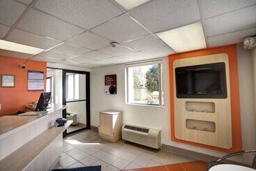 Motel 6council Bluffs, Ia  Omaha East