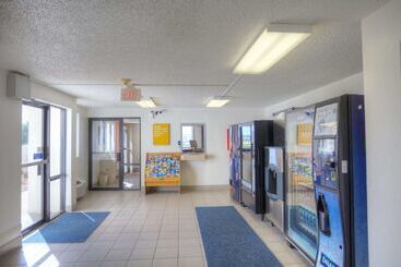 Motel 6council Bluffs, Ia  Omaha East