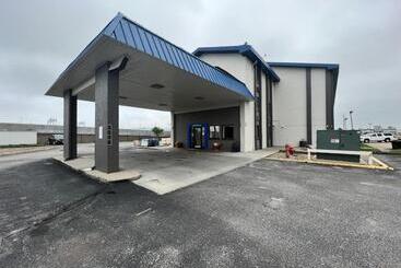 Motel 6council Bluffs, Ia  Omaha East