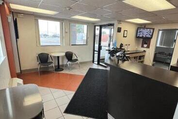 Motel 6council Bluffs, Ia  Omaha East
