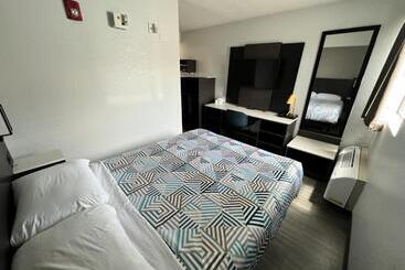 Motel 6council Bluffs, Ia  Omaha East
