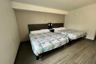 Motel 6council Bluffs, Ia  Omaha East