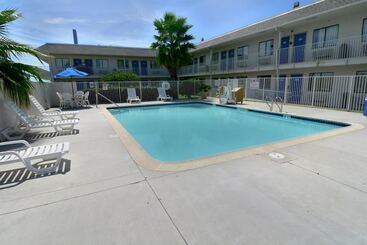 Motel 6galveston, Tx