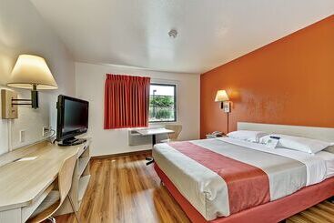 Motel 6glenview, Il  Chicago North