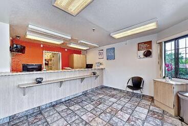 Motel 6glenview, Il  Chicago North
