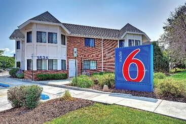 Motel 6glenview, Il  Chicago North