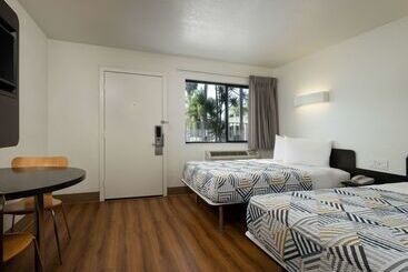 Motel 6goleta, Ca  Santa Barbara