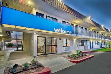 Motel 6palmdale, Ca
