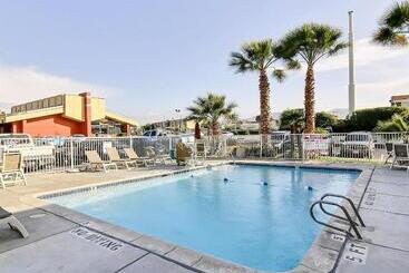 Motel 6palmdale, Ca