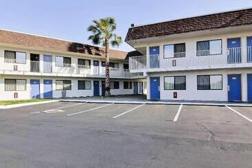 Motel 6palmdale, Ca