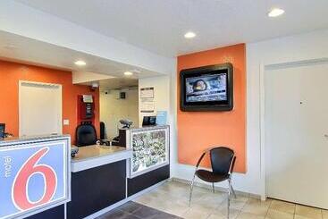 Motel 6palmdale, Ca