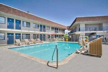 Motel 6palmdale, Ca
