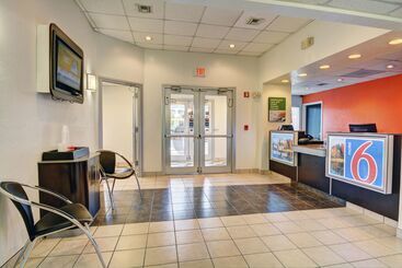 Motel 6seekonk, Ma Providence East