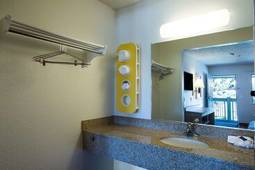 Motel 6sparks, Nv  Airport  Sparks