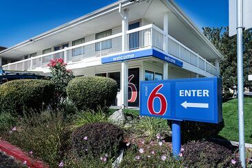 Motel 6sparks, Nv  Airport  Sparks