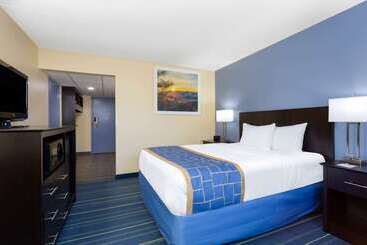 مُتل Days Inn By Wyndham Augusta
