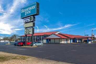 مُتل Rodeway Inn Broken Bowhochatown