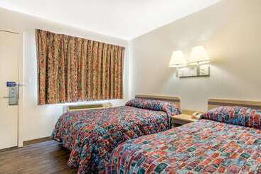 مُتل Rodeway Inn