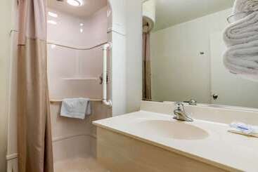 مُتل Rodeway Inn
