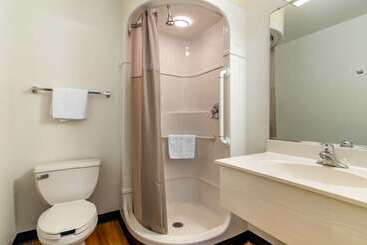 مُتل Rodeway Inn