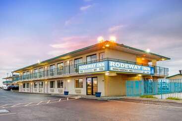 مُتل Rodeway Inn