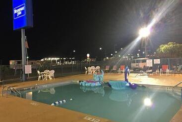 مُتل Rodeway Inn