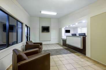 مُتل Travelodge By Wyndham Essington / Philadelphia Airport