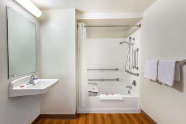 مُتل Travelodge By Wyndham Essington / Philadelphia Airport