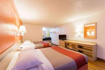 مُتل Travelodge By Wyndham Essington / Philadelphia Airport