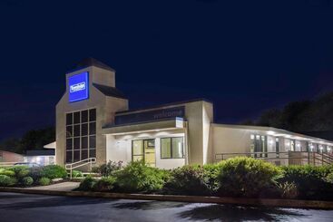 مُتل Travelodge By Wyndham Essington / Philadelphia Airport