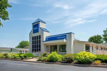 مُتل Travelodge By Wyndham Essington / Philadelphia Airport