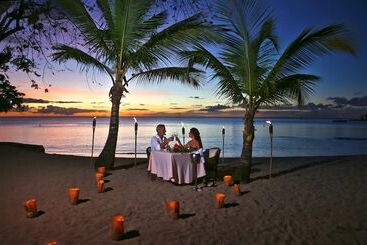 استراحتگاه East Winds St. Lucia All Inclusive