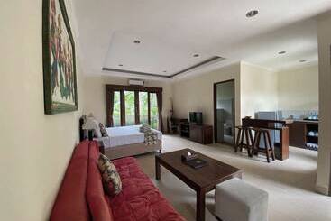 استراحتگاه Medewi Bay Retreat