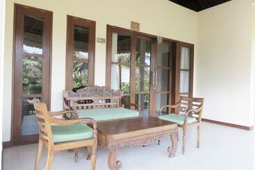 استراحتگاه Medewi Bay Retreat