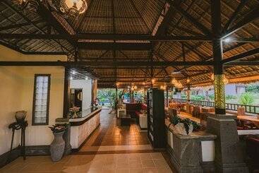 استراحتگاه Medewi Bay Retreat