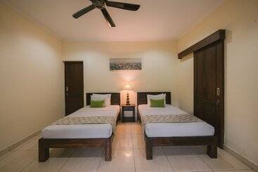 استراحتگاه Medewi Bay Retreat