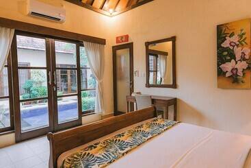 استراحتگاه Medewi Bay Retreat