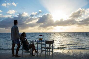 استراحتگاه Solana Beach Mauritius   Adults Only