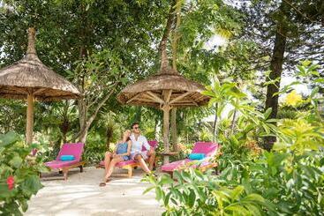 استراحتگاه Solana Beach Mauritius   Adults Only