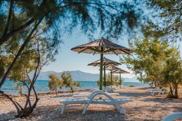 Waterman Beach Village