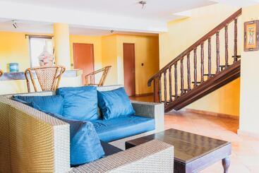 Aparthotel Jardin Tropical