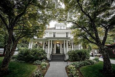 تختخواب و صبحانه Blackwell