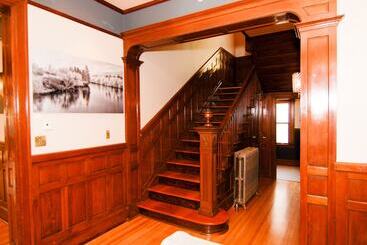 تختخواب و صبحانه Blackwell