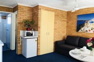 Bosuns Inn Motel
