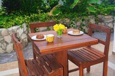 Corales Suites