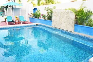 Corales Suites