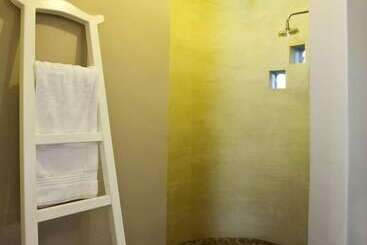 هتل Africa Safari Lodge