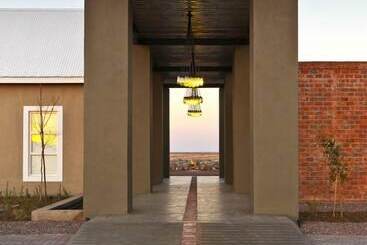 هتل Africa Safari Lodge