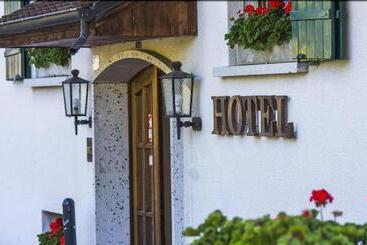 Otel De Gruyeres