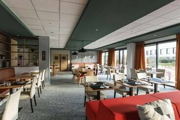 هتل Ibis Lyon Est Meyzieu